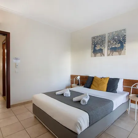 Apartment Sousa E Filhos *